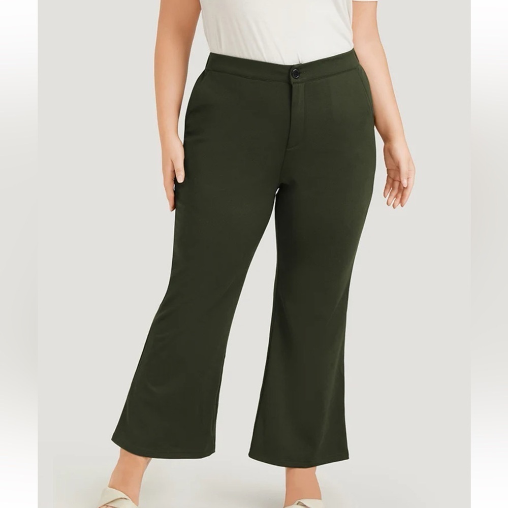 BloomChic Plus Size XL Solid Flare Leg Pocket Pants us14-16